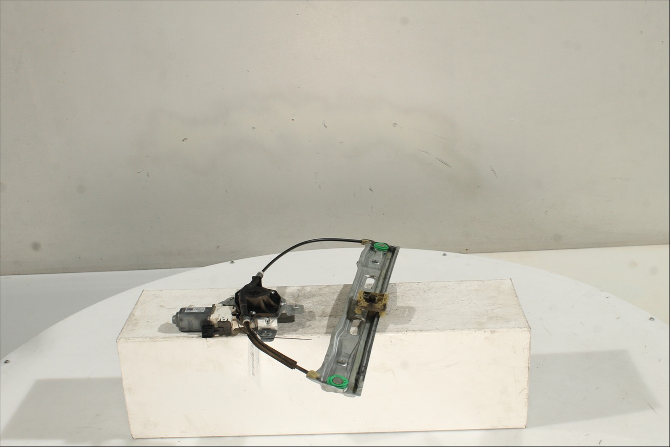Elevalunas eléctrico puerta Del. Izq.