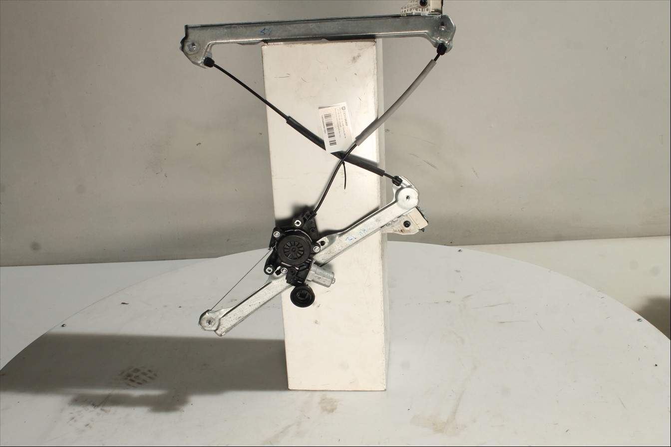 Elevalunas eléctrico puerta Del. Izq.