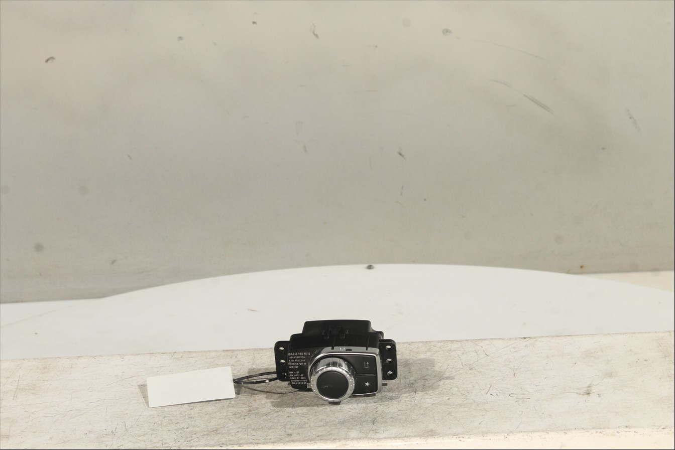 Mando control pantalla informacion