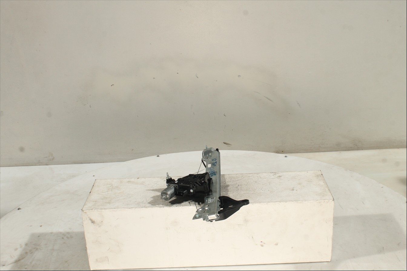 Elevalunas eléctrico puerta Tra. Der.