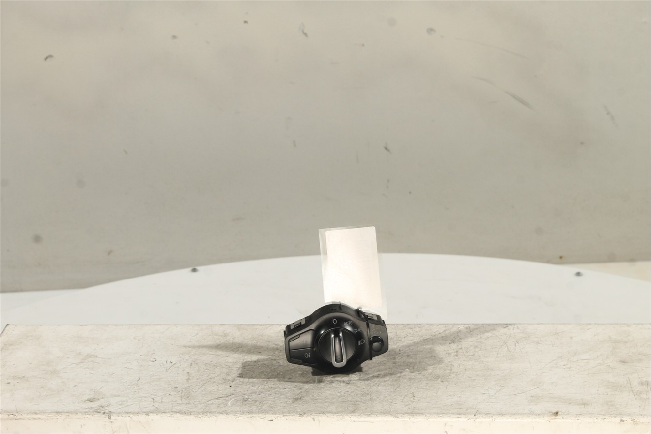 Interruptor y palanca de luces