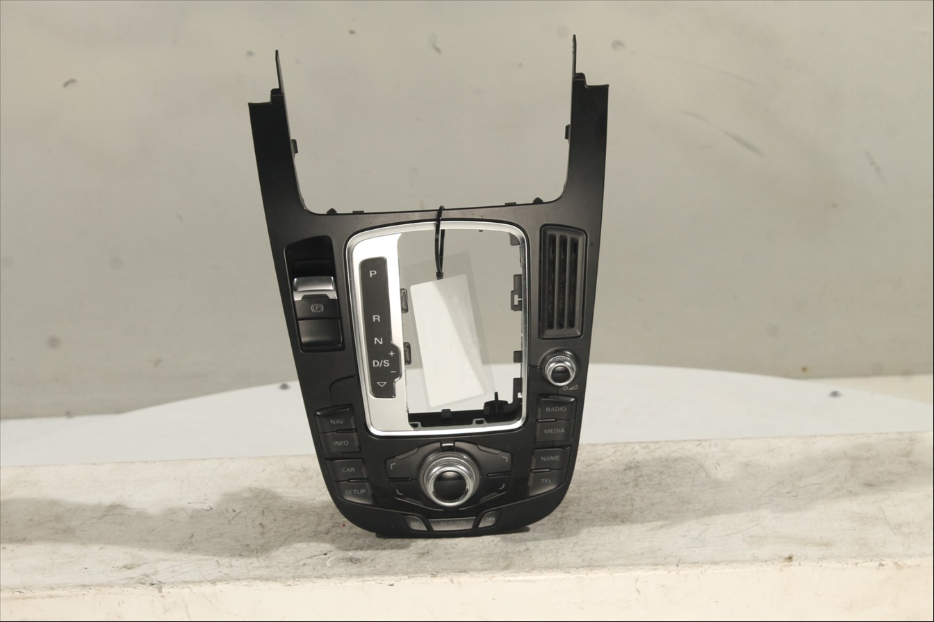 Mando control pantalla informacion