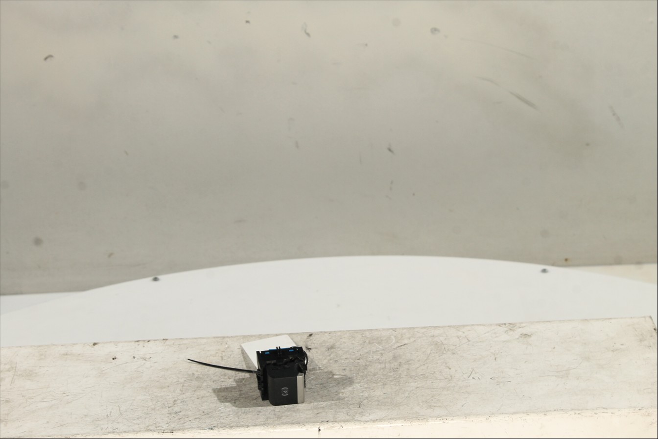 Palanca e interruptor freno de mano