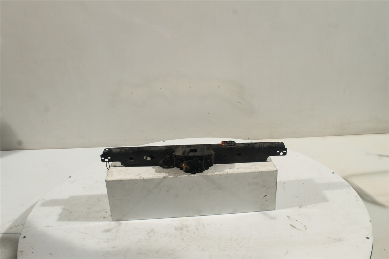 Chapa unión alojamiento faros