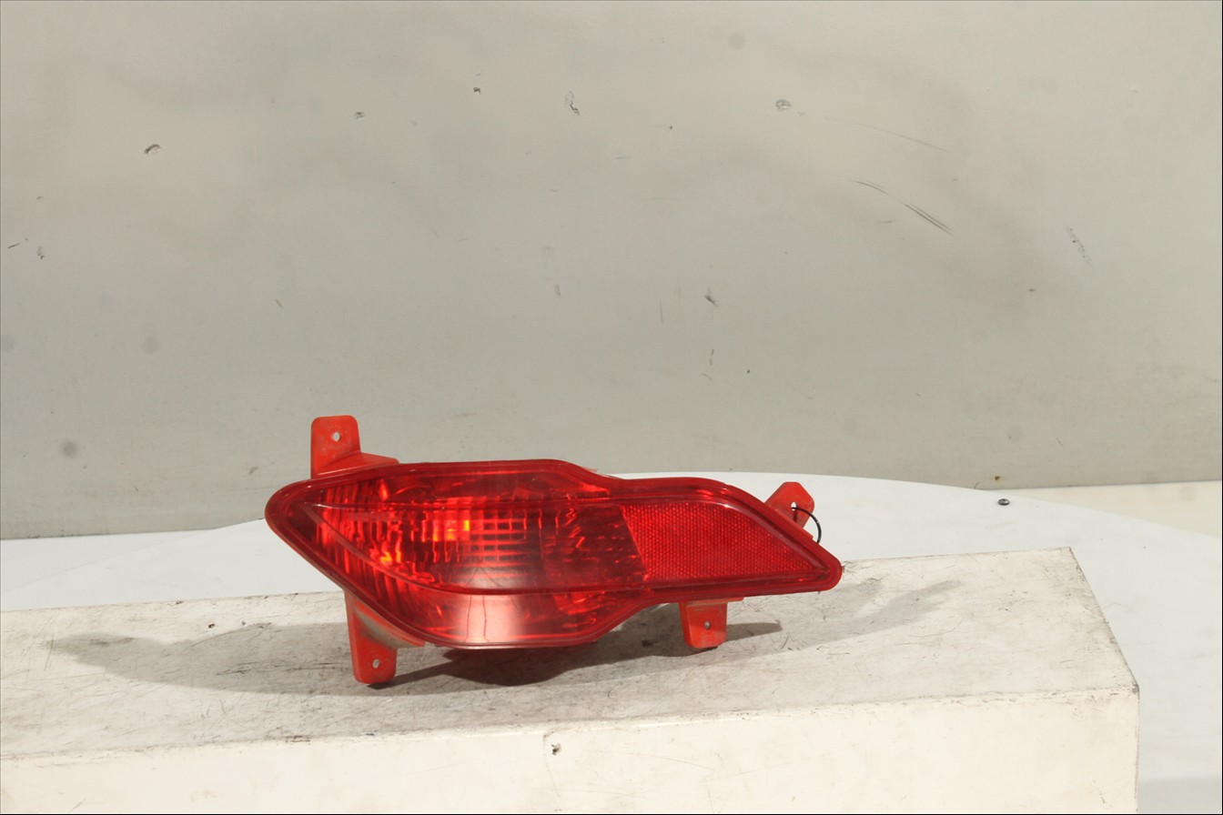 Piloto antiniebla Tra. Der.