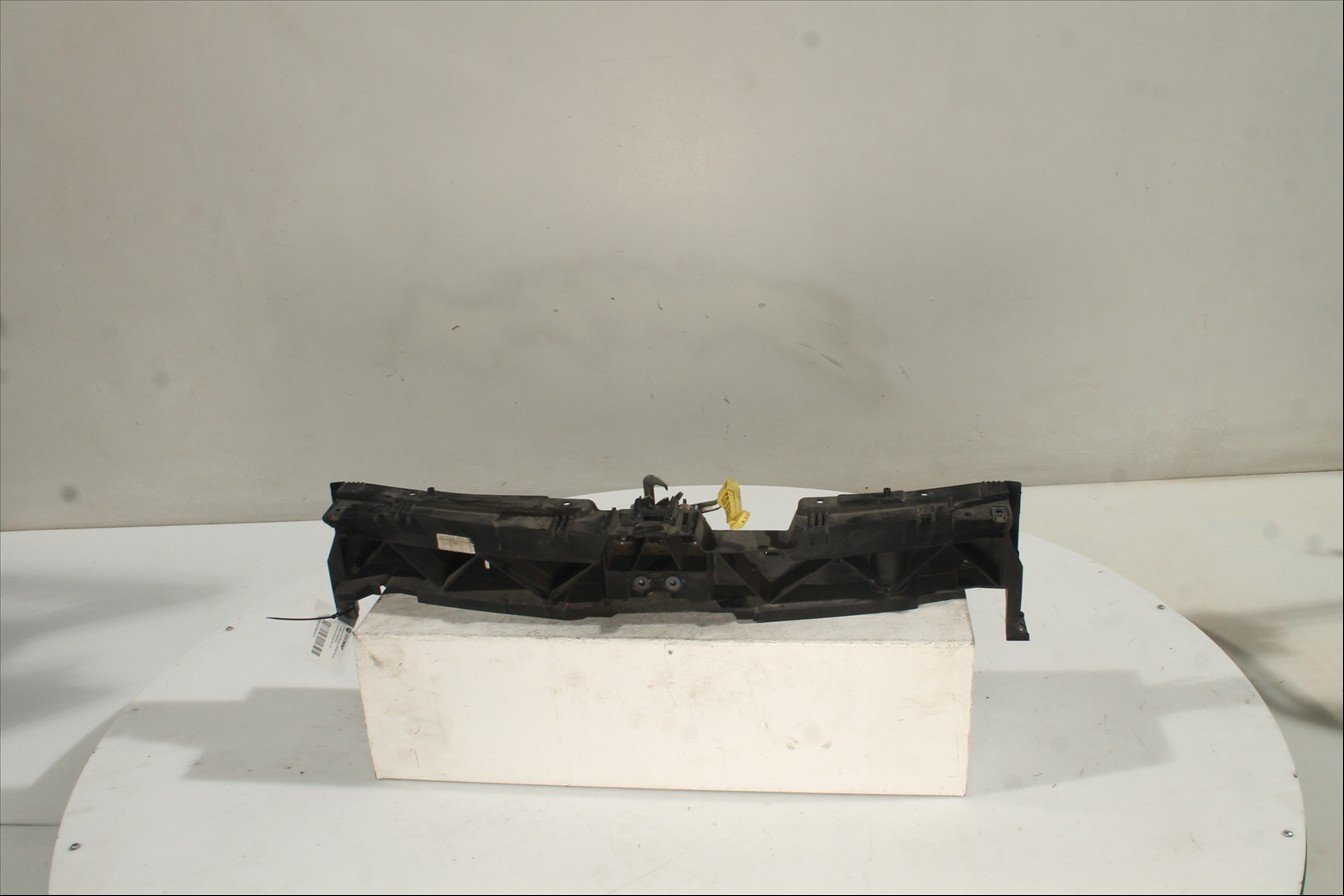 Traviesa paragolpes Del. Sup.