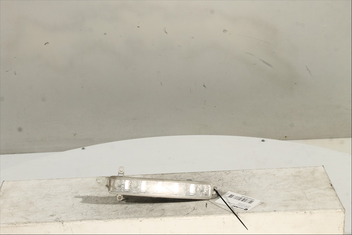 Piloto luz diurna Der.