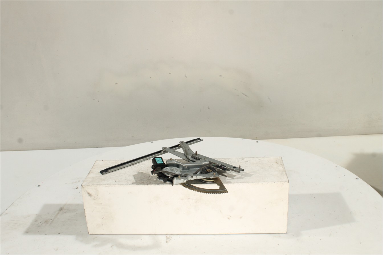 Elevalunas eléctrico puerta Tra. Izq.