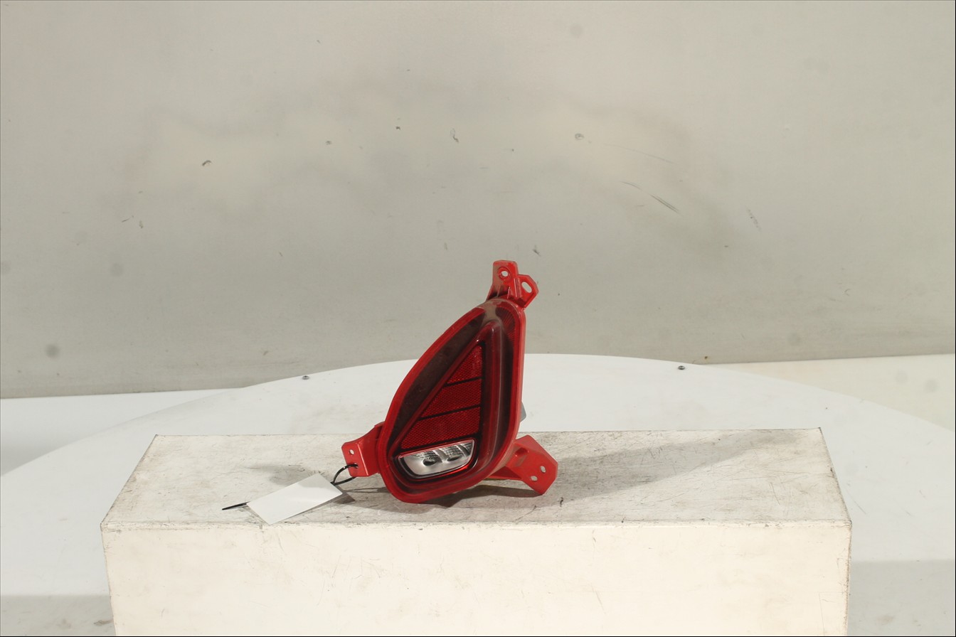 Piloto Tra. Inf. Izq.