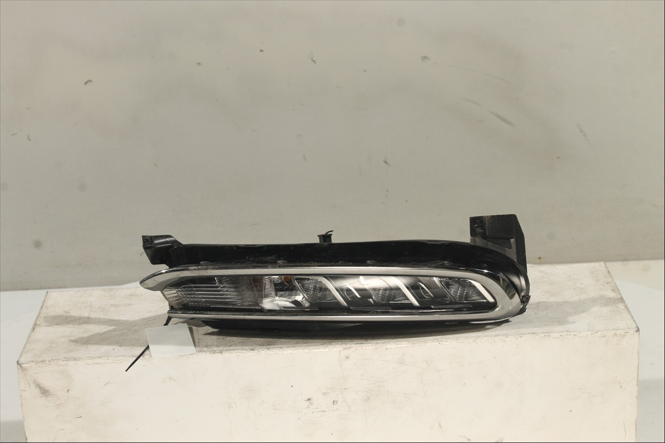 Piloto luz diurna Der.