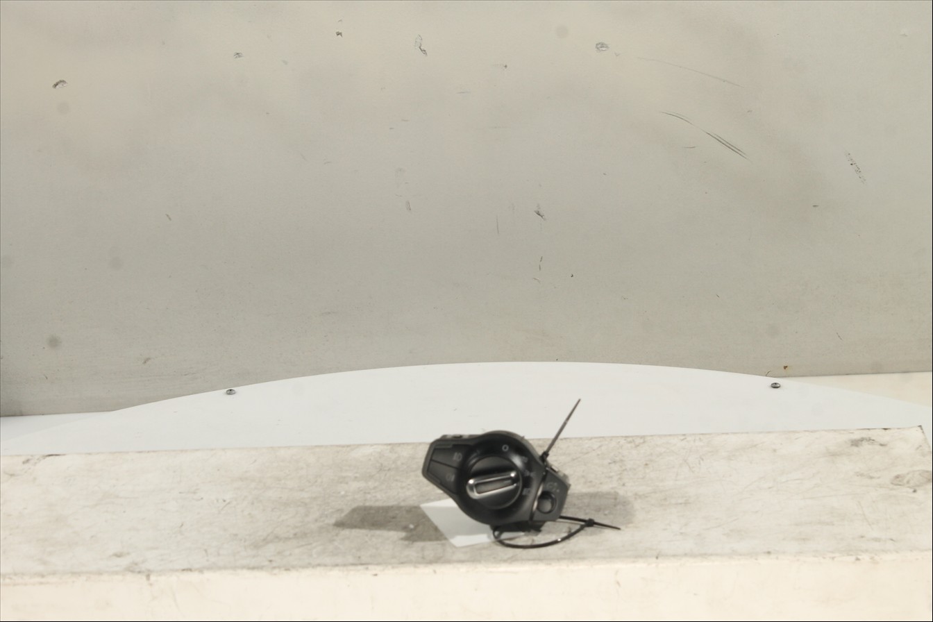 Interruptor y palanca de luces