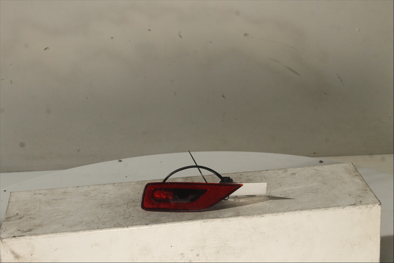 Piloto antiniebla Tra. Izq.