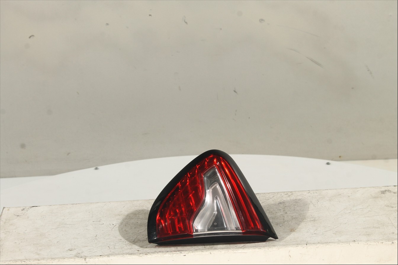 Piloto interior Tra. Der.