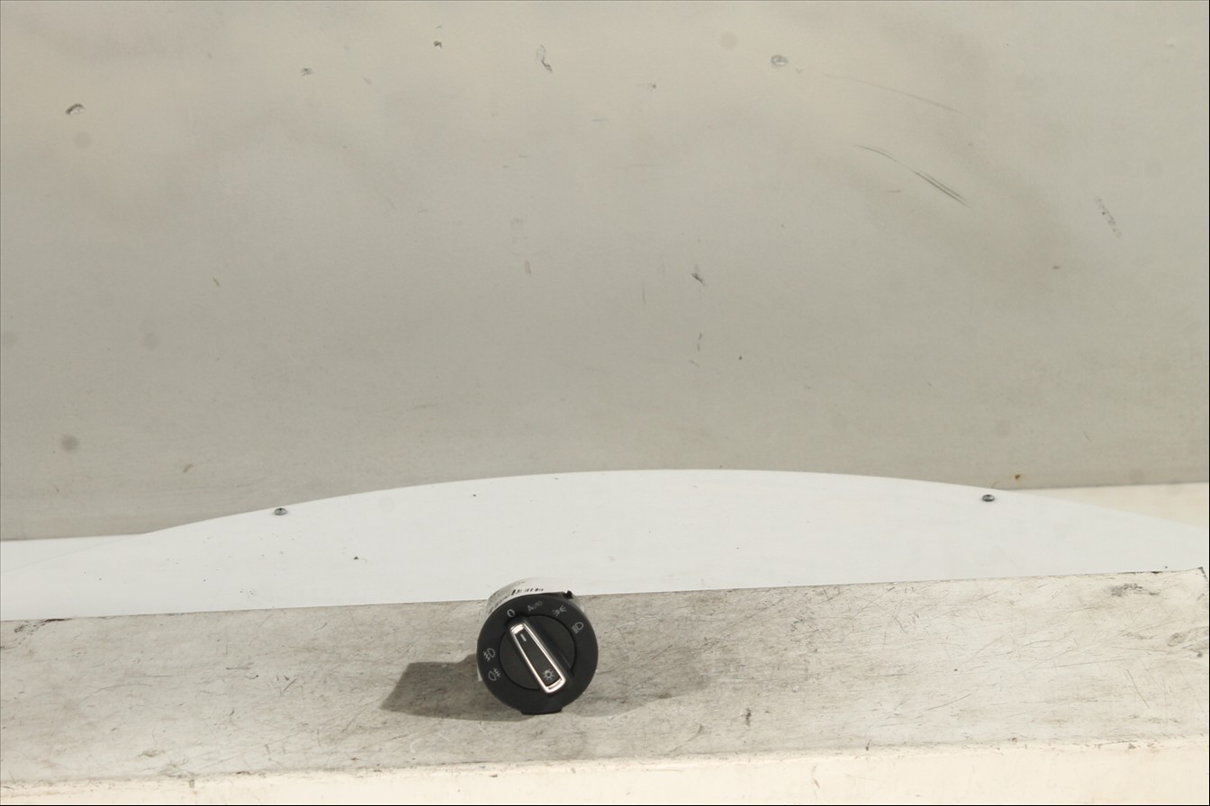 Interruptor y palanca de luces