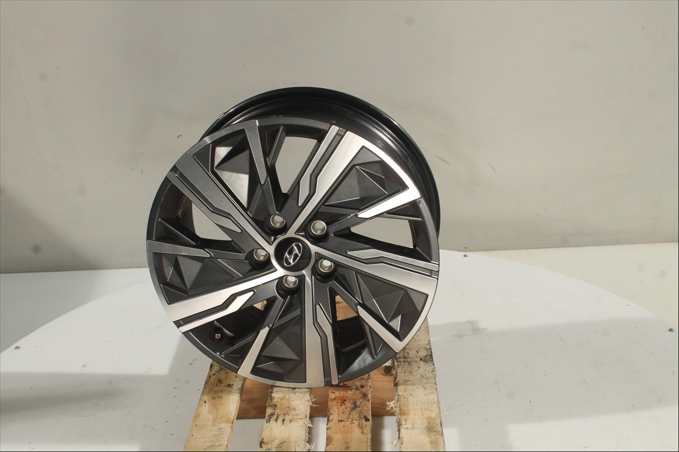 Llanta aluminio Tra. Izq.