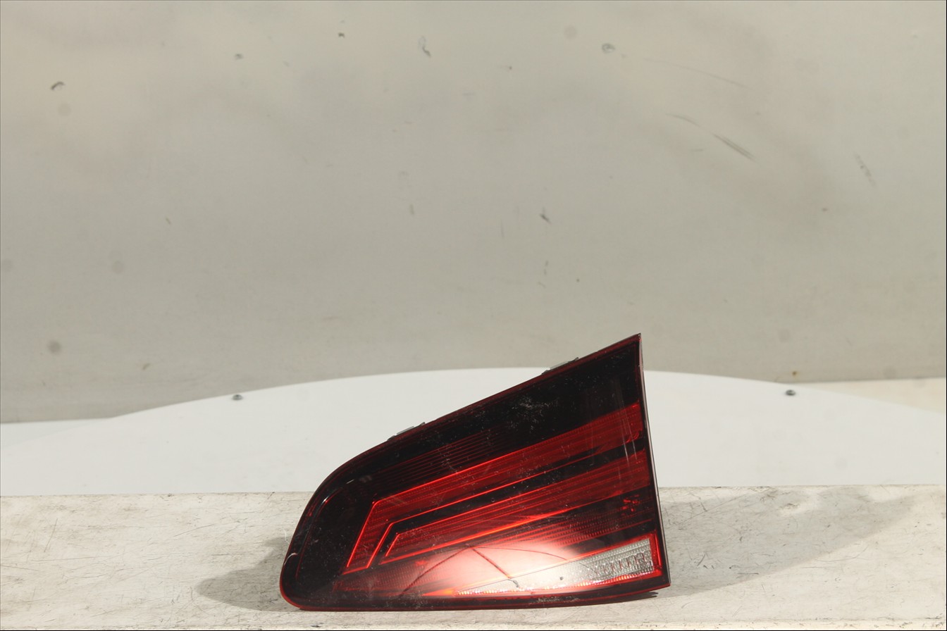 Piloto interior Tra. Der.