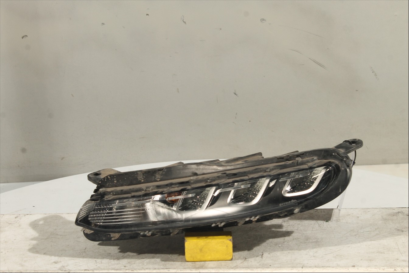 Piloto luz diurna Izq