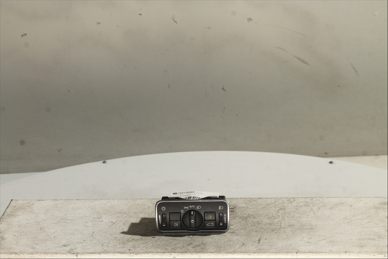 Interruptor y palanca de luces