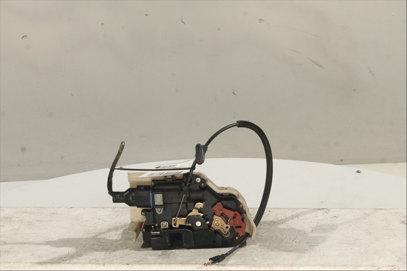 Cerradura puerta Del. Der.