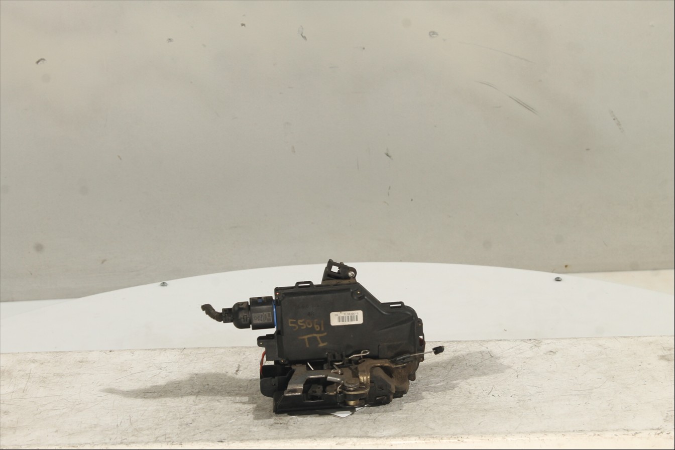 Cerradura puerta Tra. Izq.