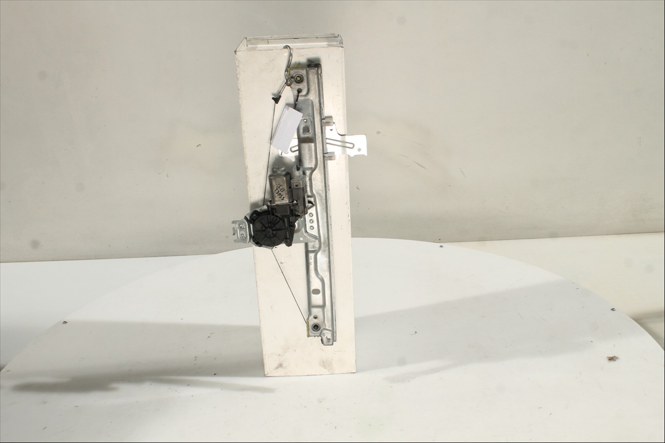 Elevalunas eléctrico puerta Del. Izq.