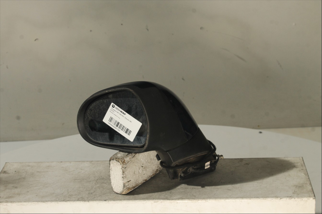 Espejo exterior Izq.