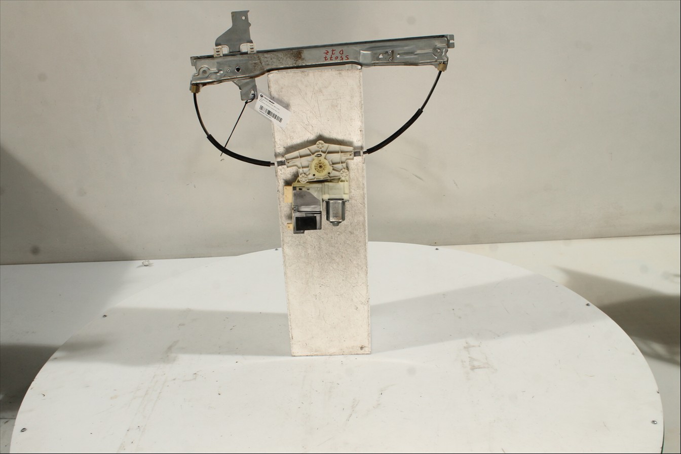 Elevalunas eléctrico puerta Del. Izq.