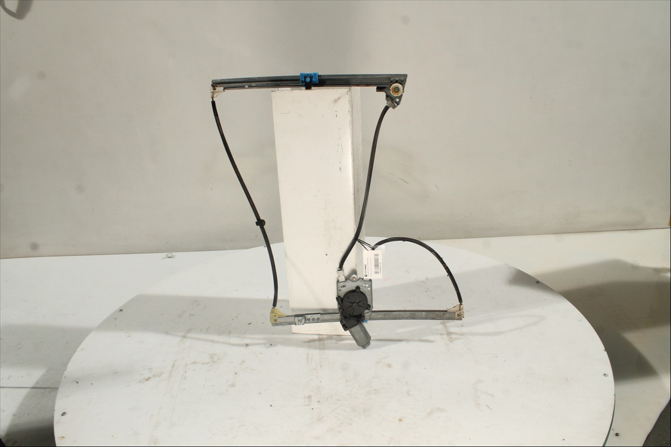 Elevalunas eléctrico puerta Del. Der.