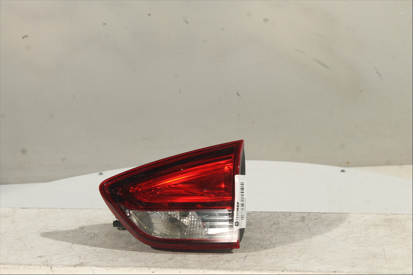 Piloto interior Tra. Der.