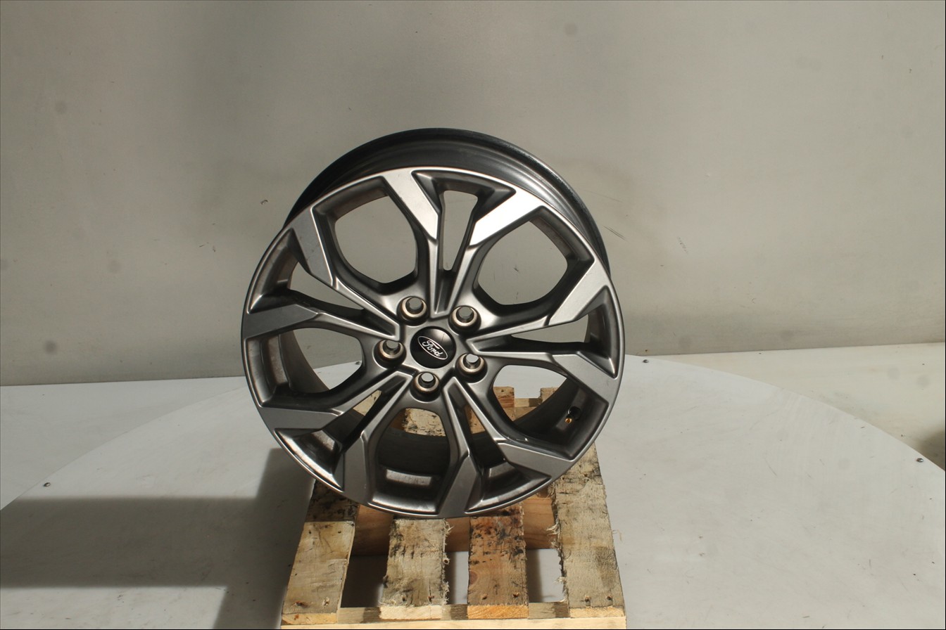 Llanta aluminio Tra. Izq.