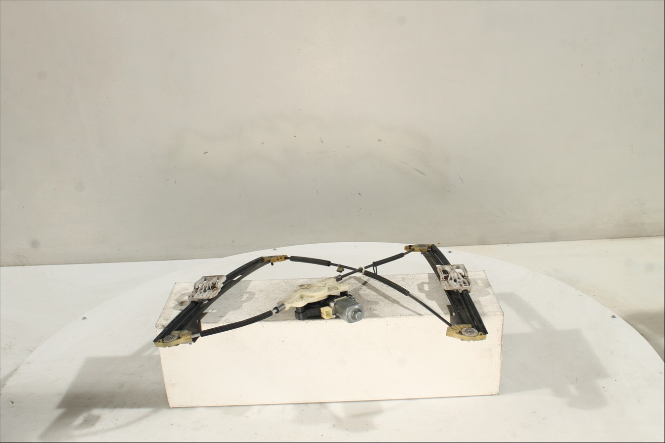 Elevalunas eléctrico puerta Del. Izq.