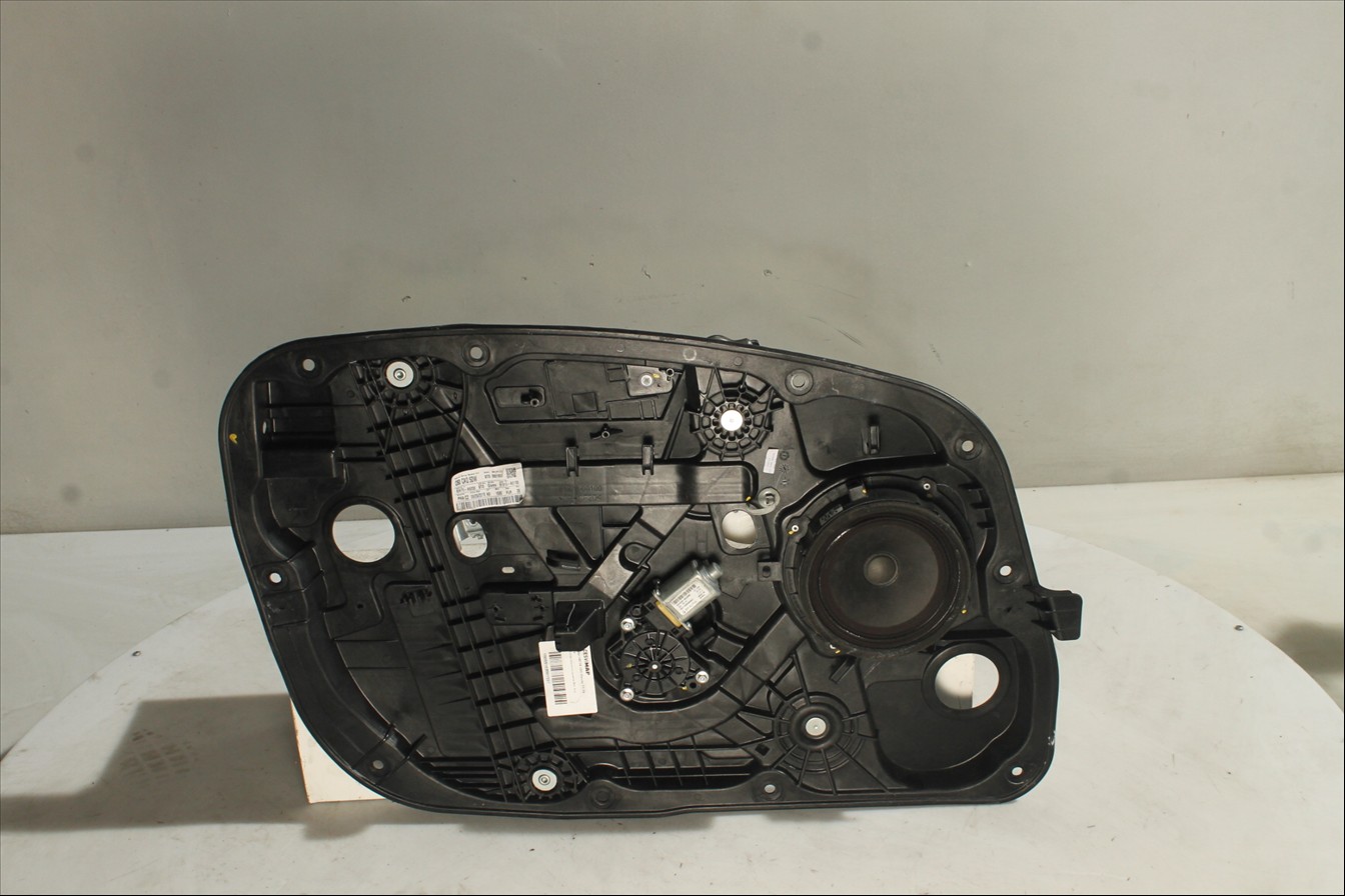 Elevalunas eléctrico puerta Del. Izq.