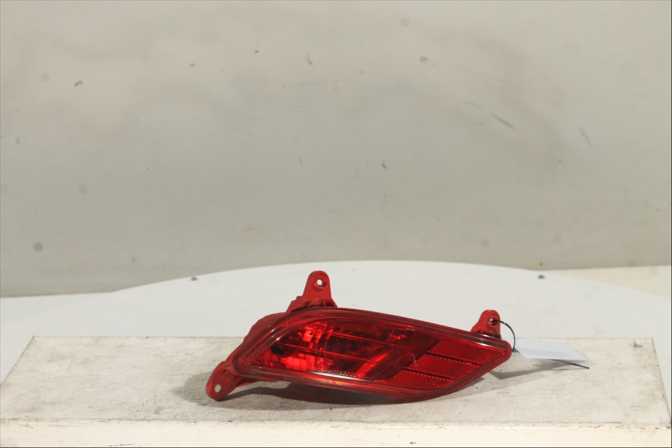 Piloto antiniebla Tra. Izq.