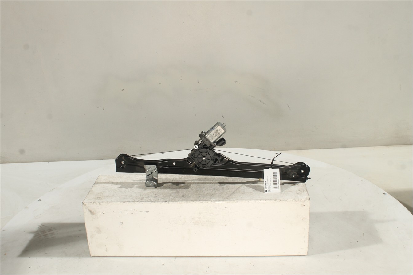 Elevalunas eléctrico puerta Del. Izq.