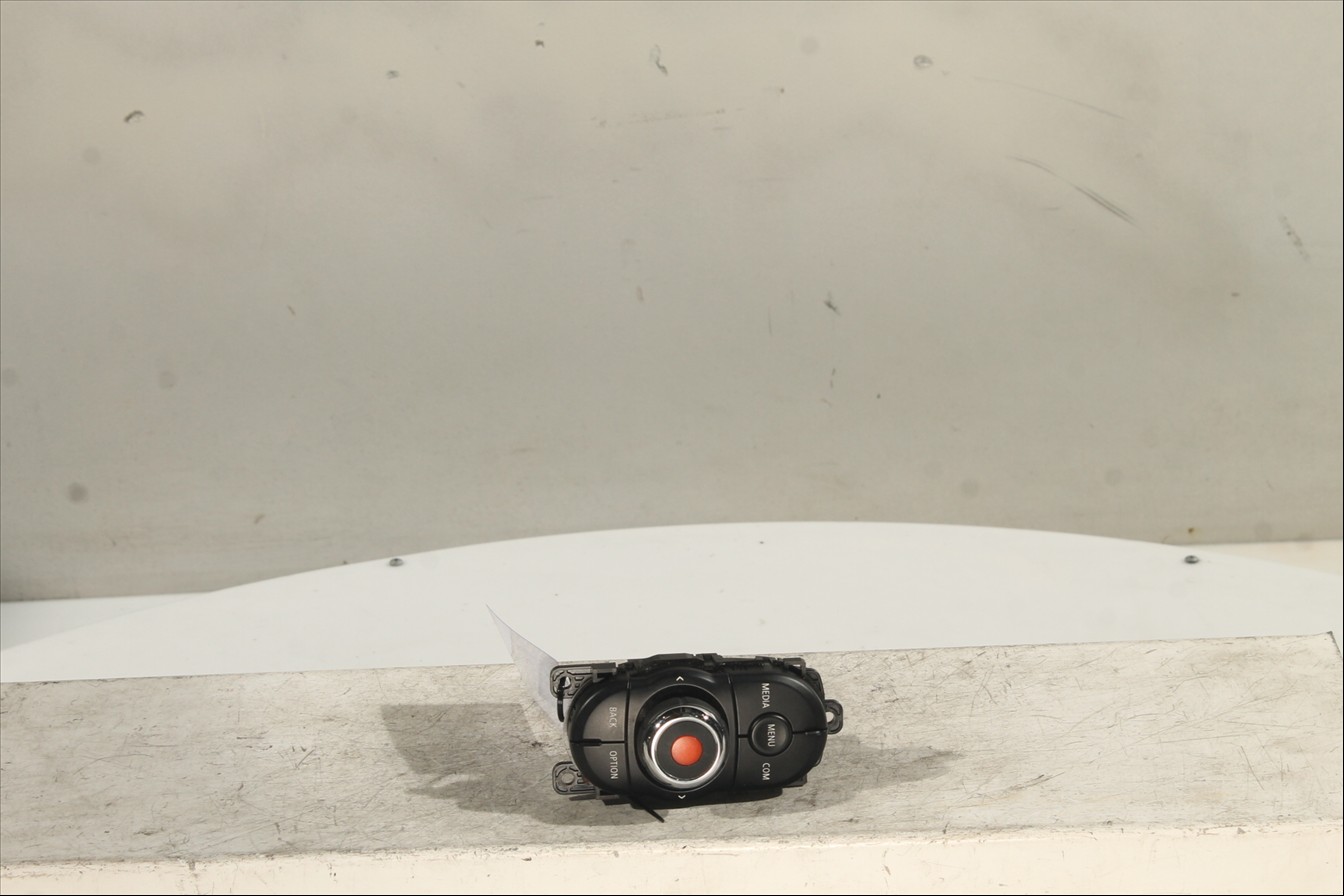 Mando control multifuncion