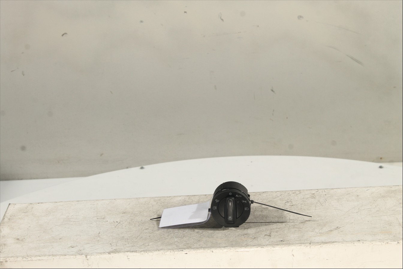 Interruptor y palanca de luces