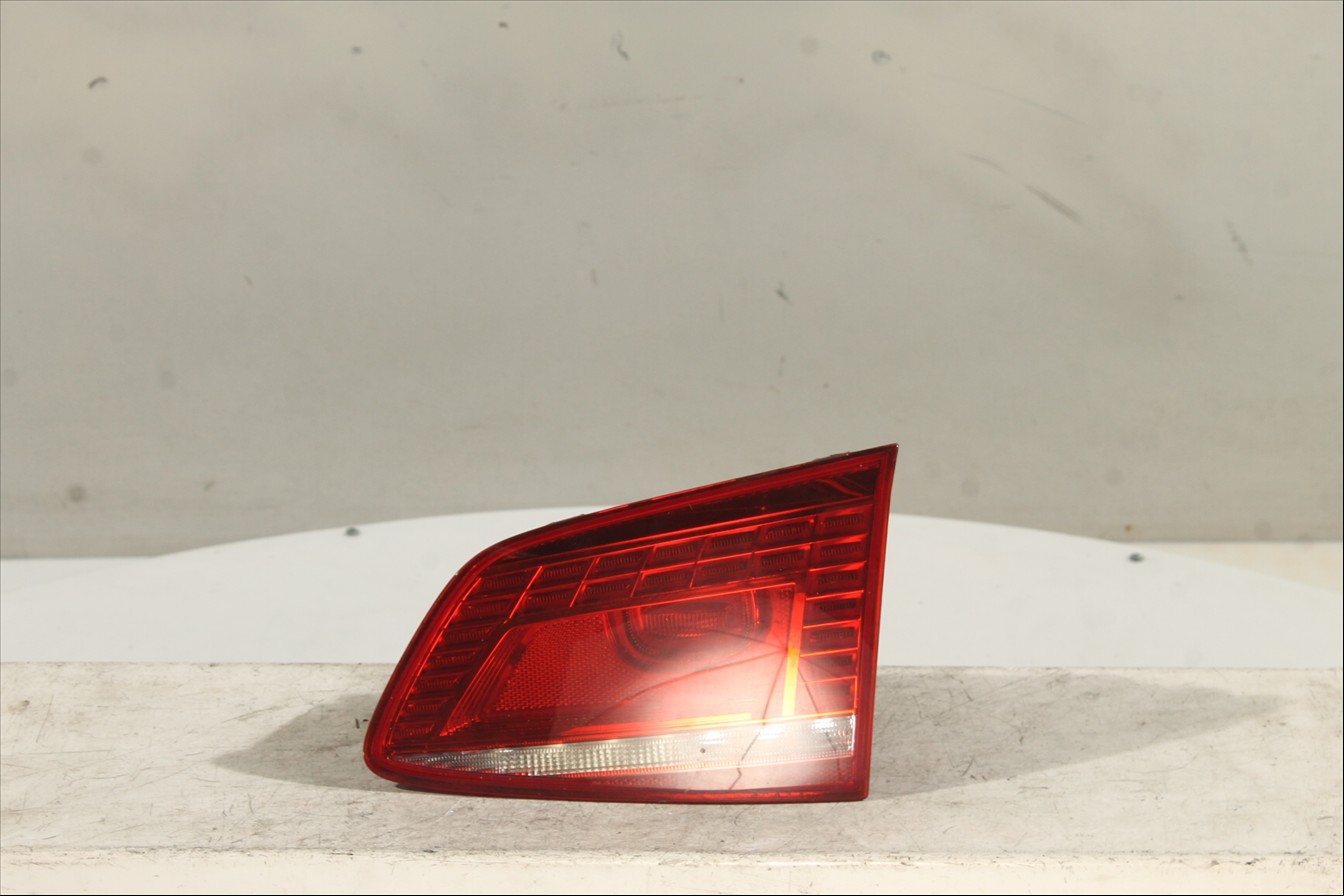 Piloto interior Tra. Der.