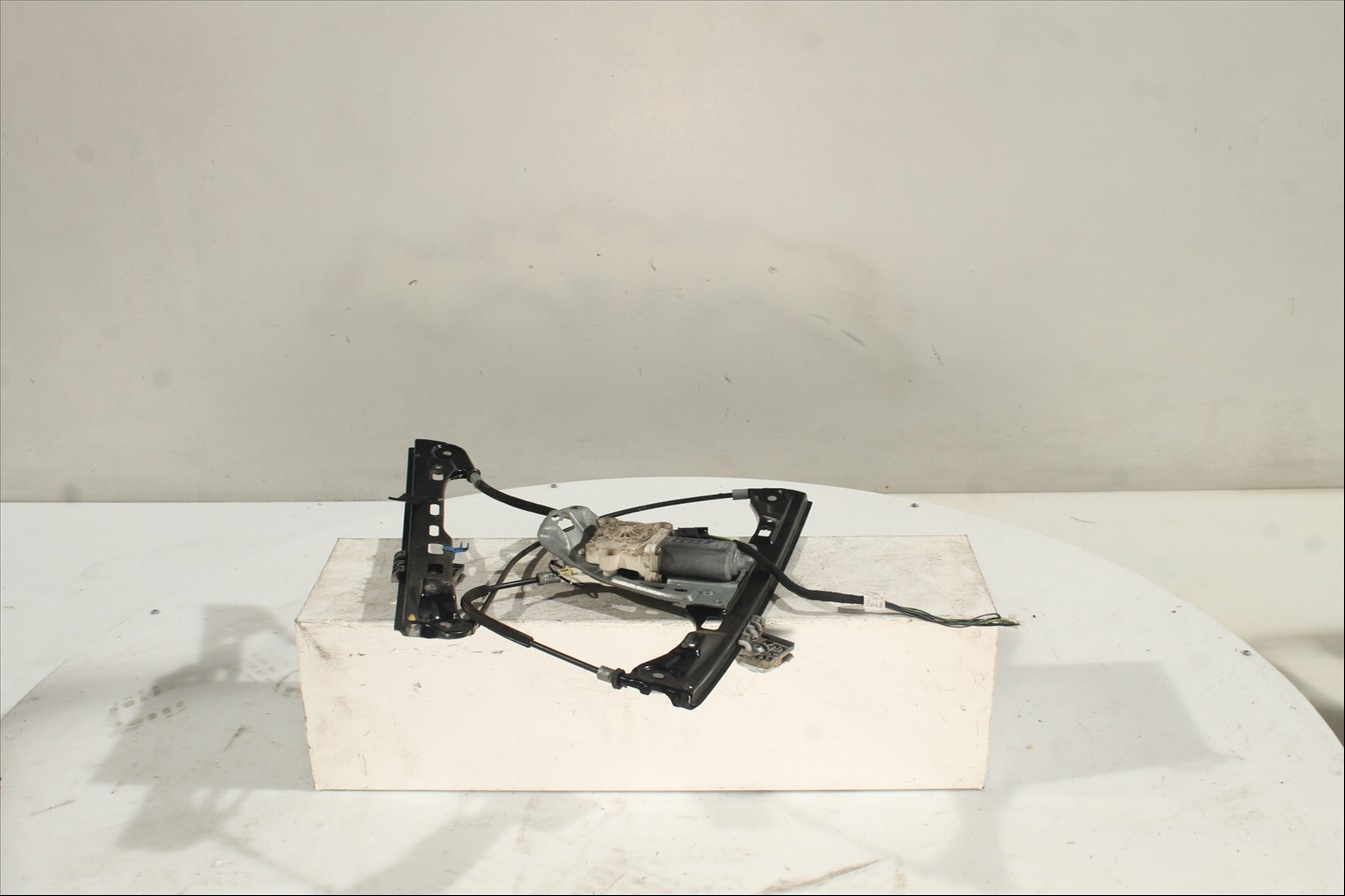 Elevalunas eléctrico puerta Del. Izq.