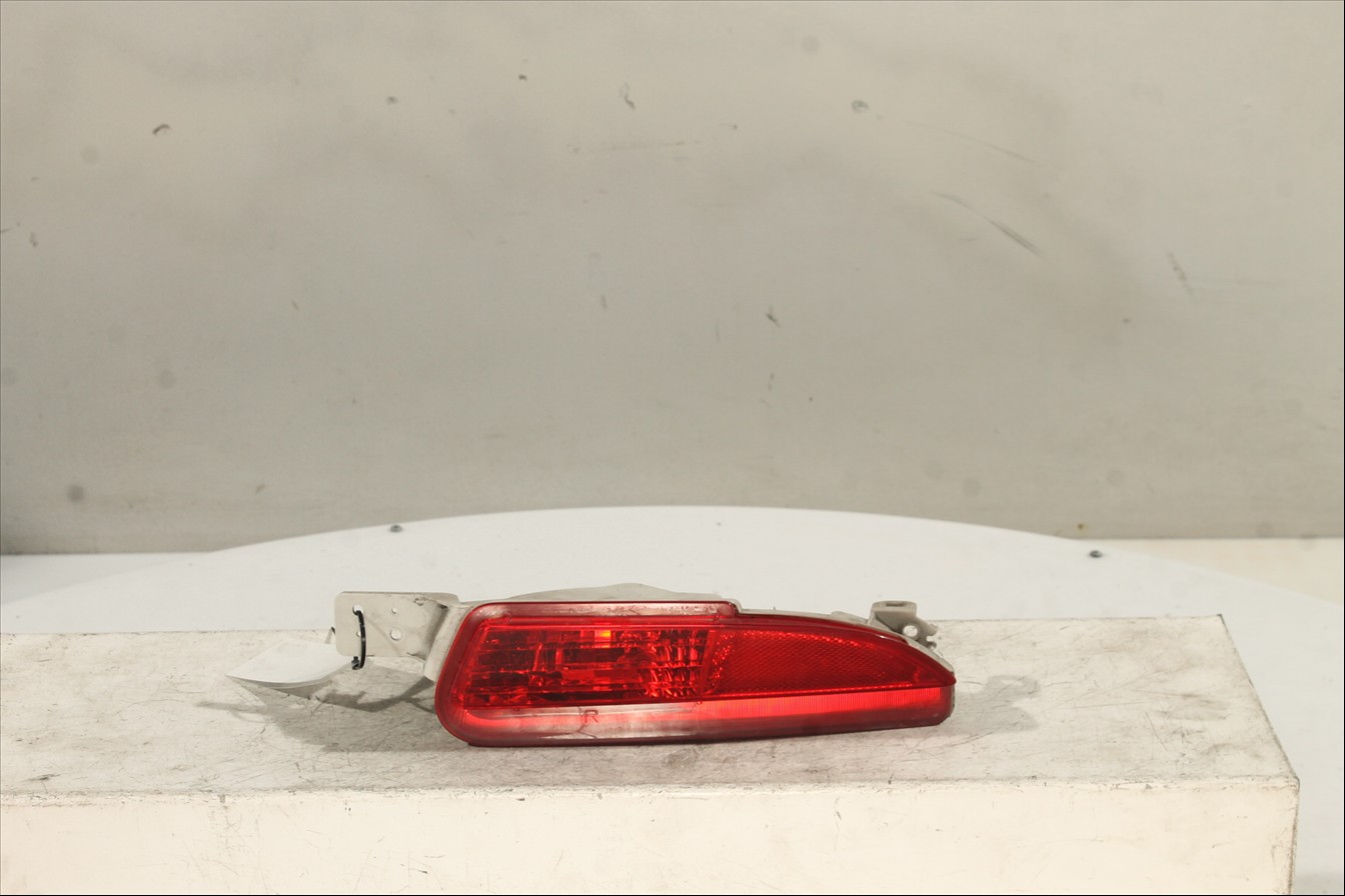 Piloto antiniebla Tra. Der.