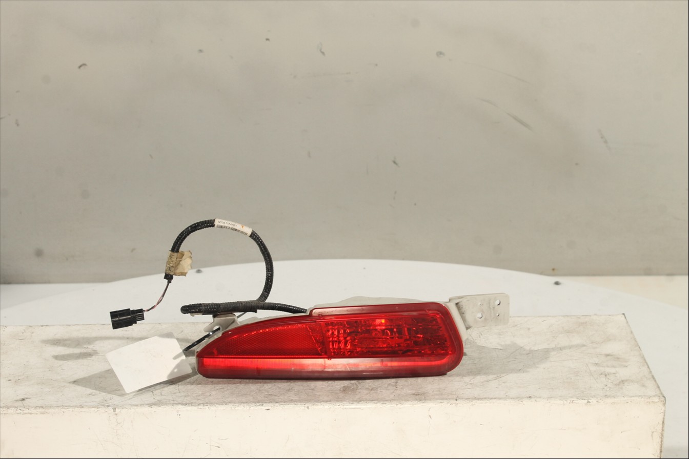 Piloto antiniebla Tra. Izq.