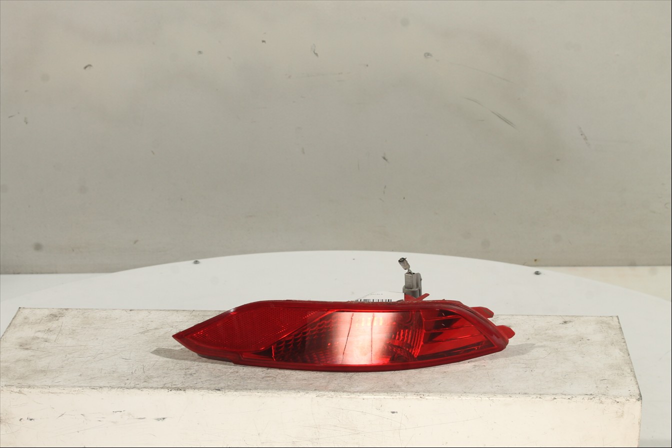 Piloto antiniebla Tra. Izq.