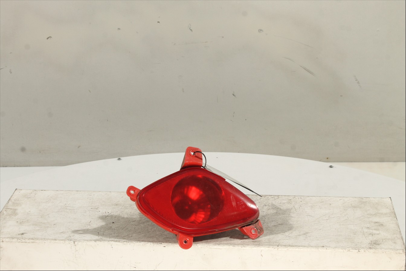 Piloto antiniebla Tra. Izq.