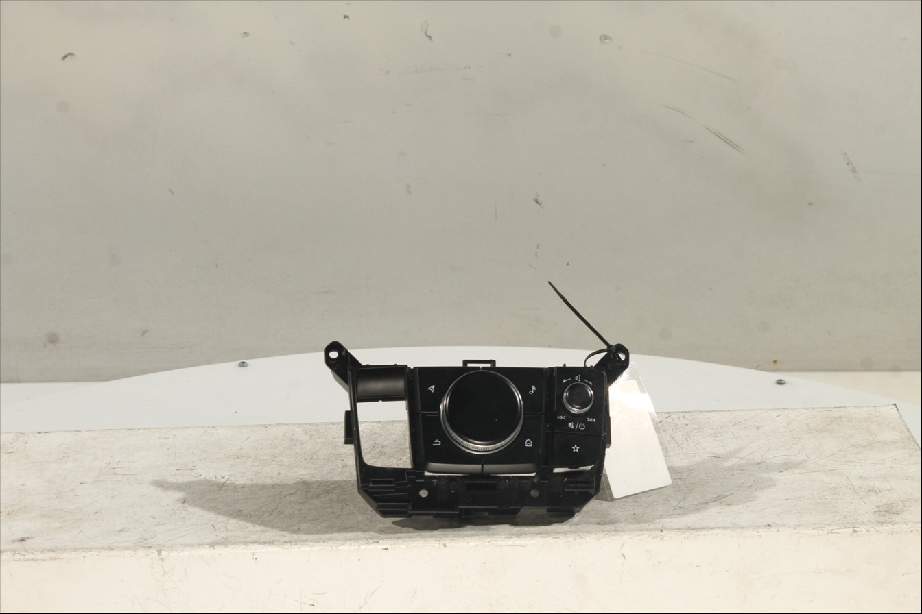 Mando control pantalla informacion