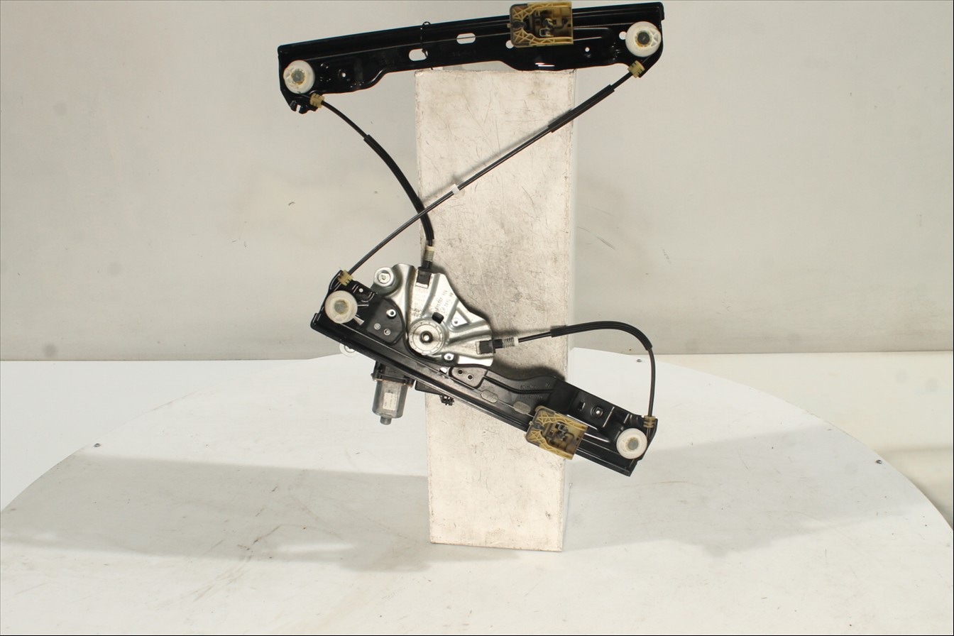 Elevalunas eléctrico puerta Del. Izq.