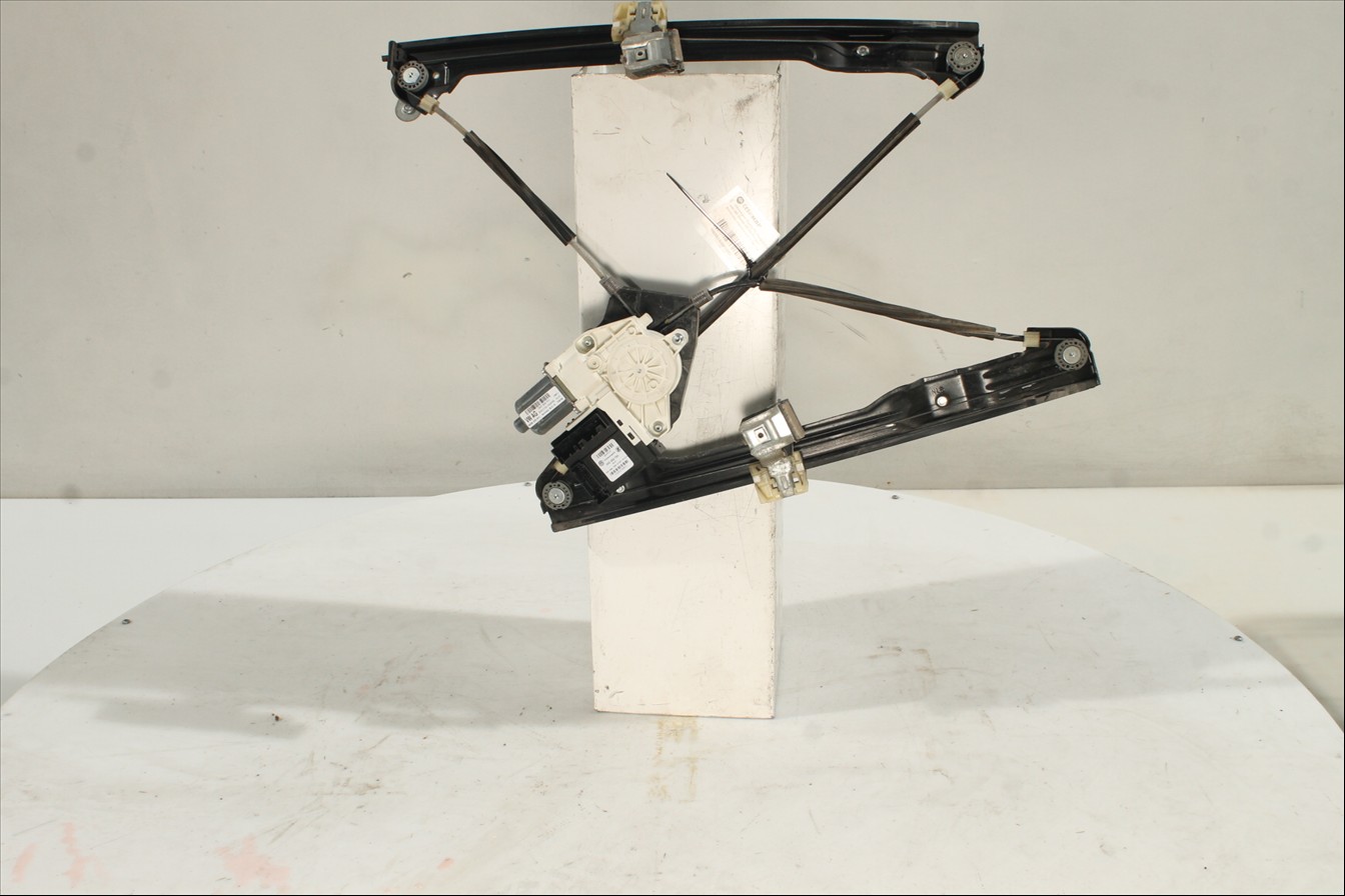 Elevalunas eléctrico puerta Del. Izq.