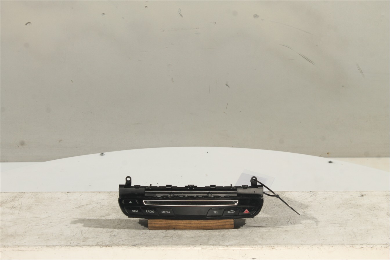 Mando control autorradio