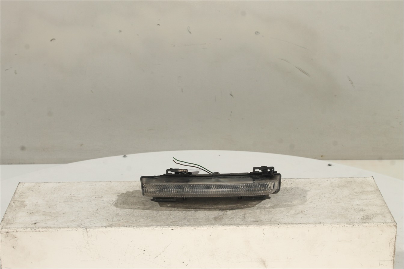 Piloto luz diurna Der.