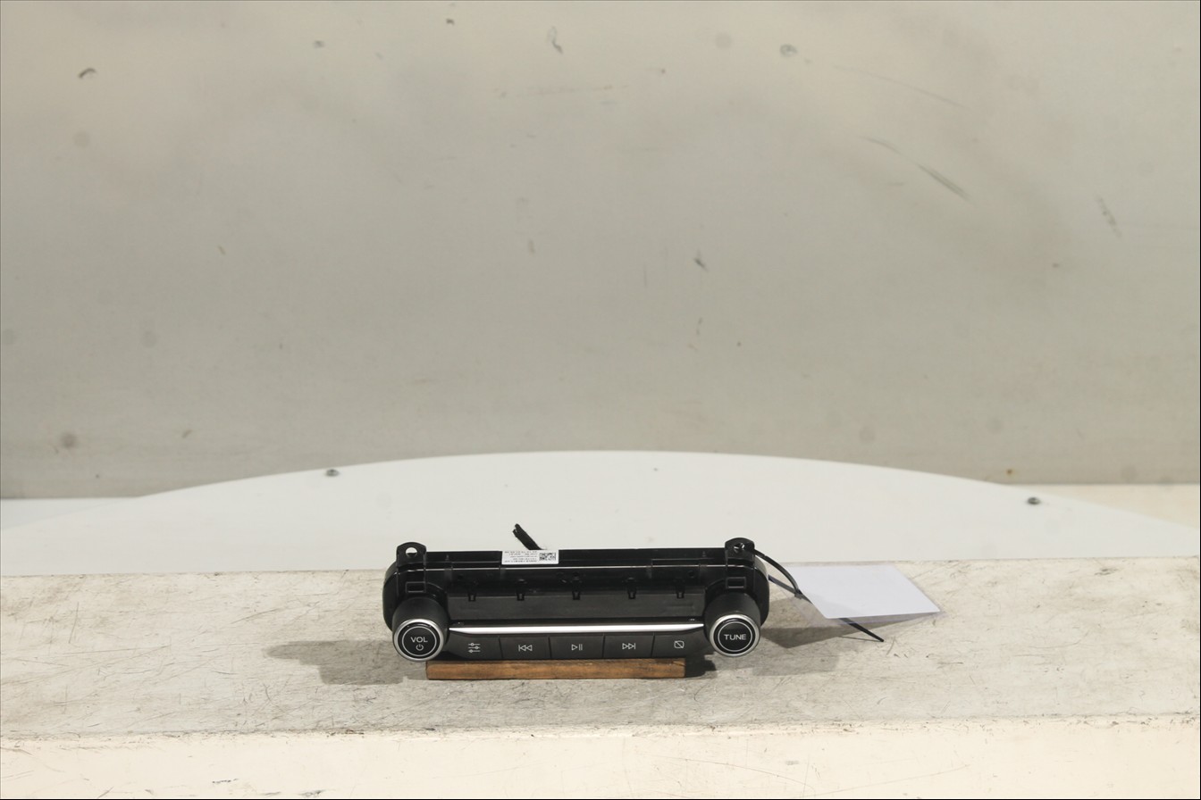 Mando control pantalla informacion