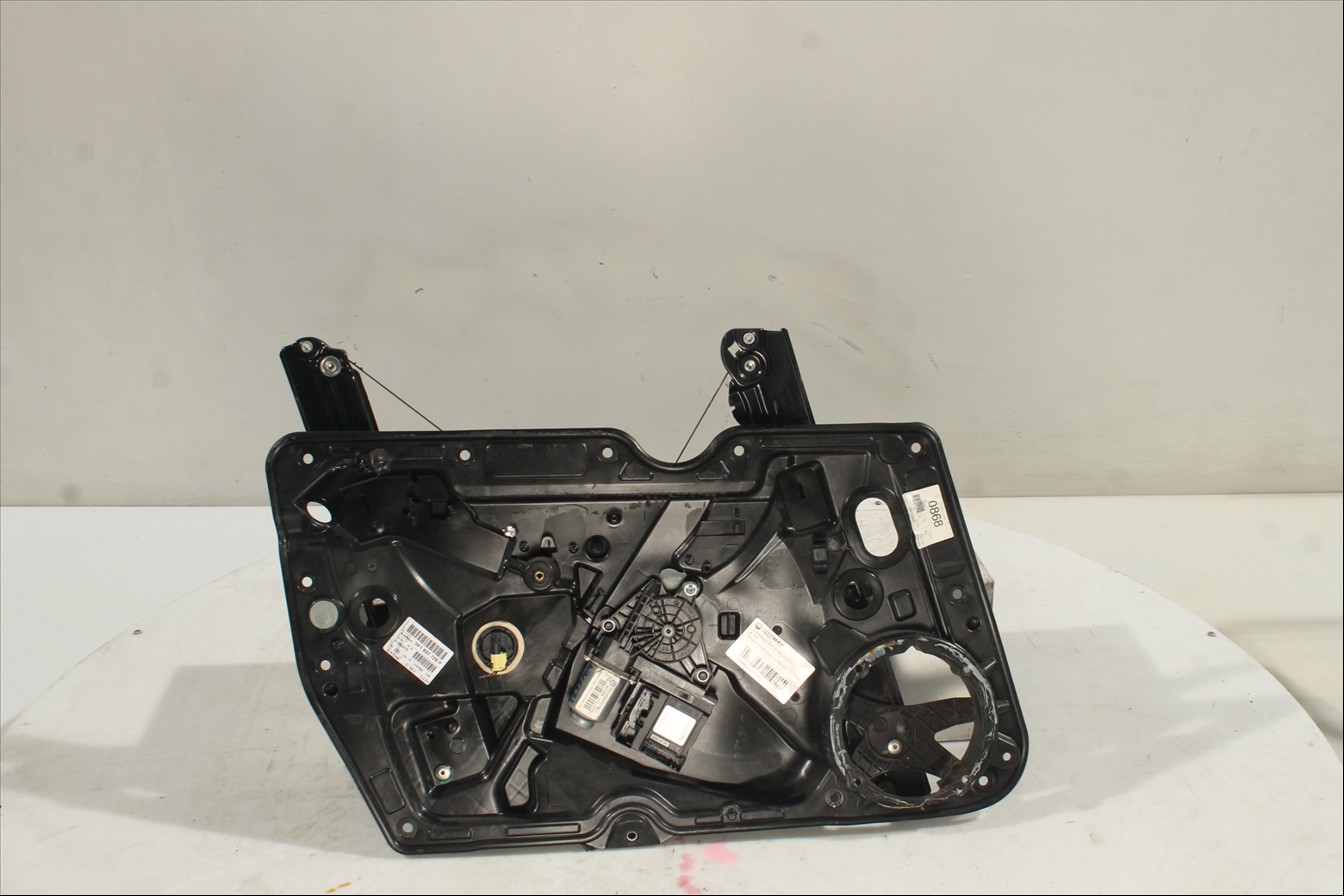 Elevalunas eléctrico puerta Del. Izq.