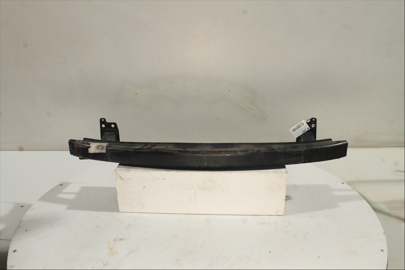 Traviesa paragolpes Del.